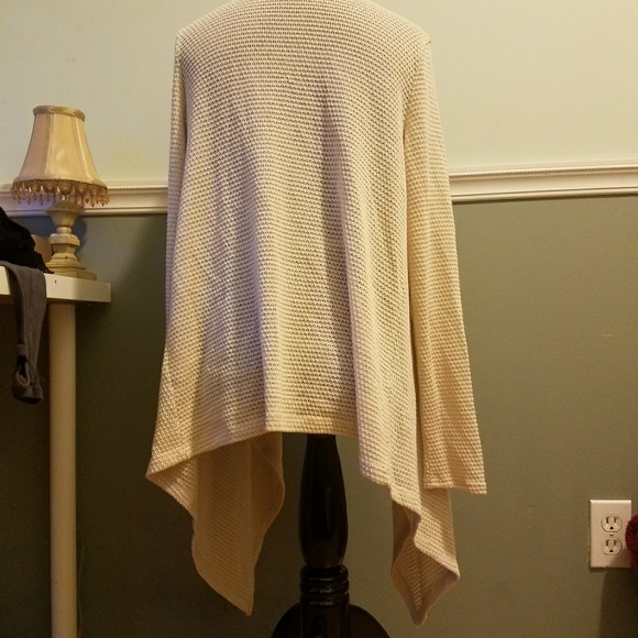 Sweater - Picture 3 of 3